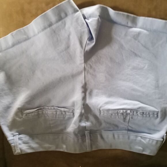 Old Navy Sky Blue Pixie Shorts Casual Cotton Blend - Picture 2 of 3